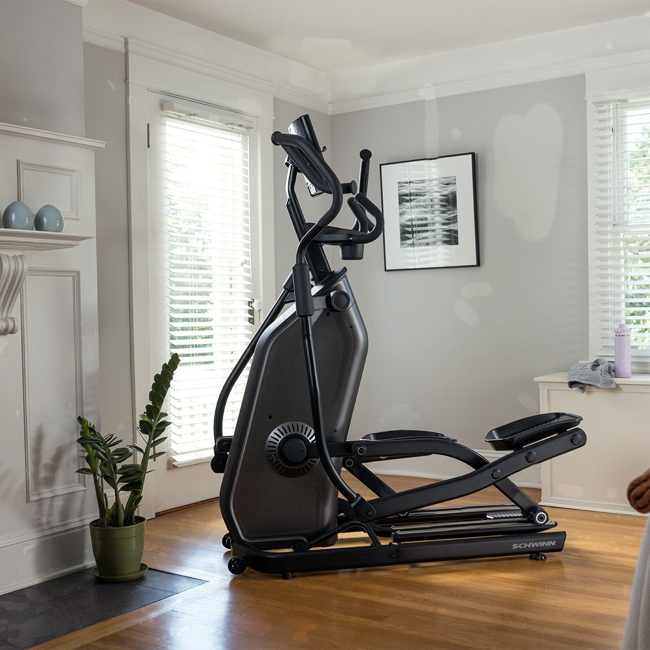 590E Elliptical Trainer