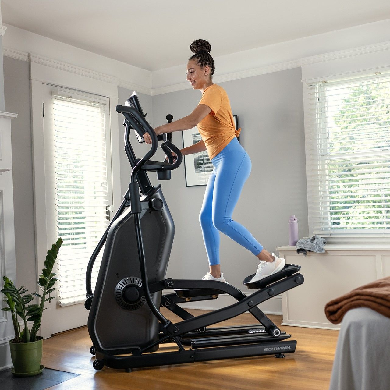 590E Elliptical Trainer
